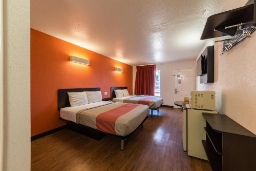 Americas Best Value Inn Downtown River Walk/Market Square image 7